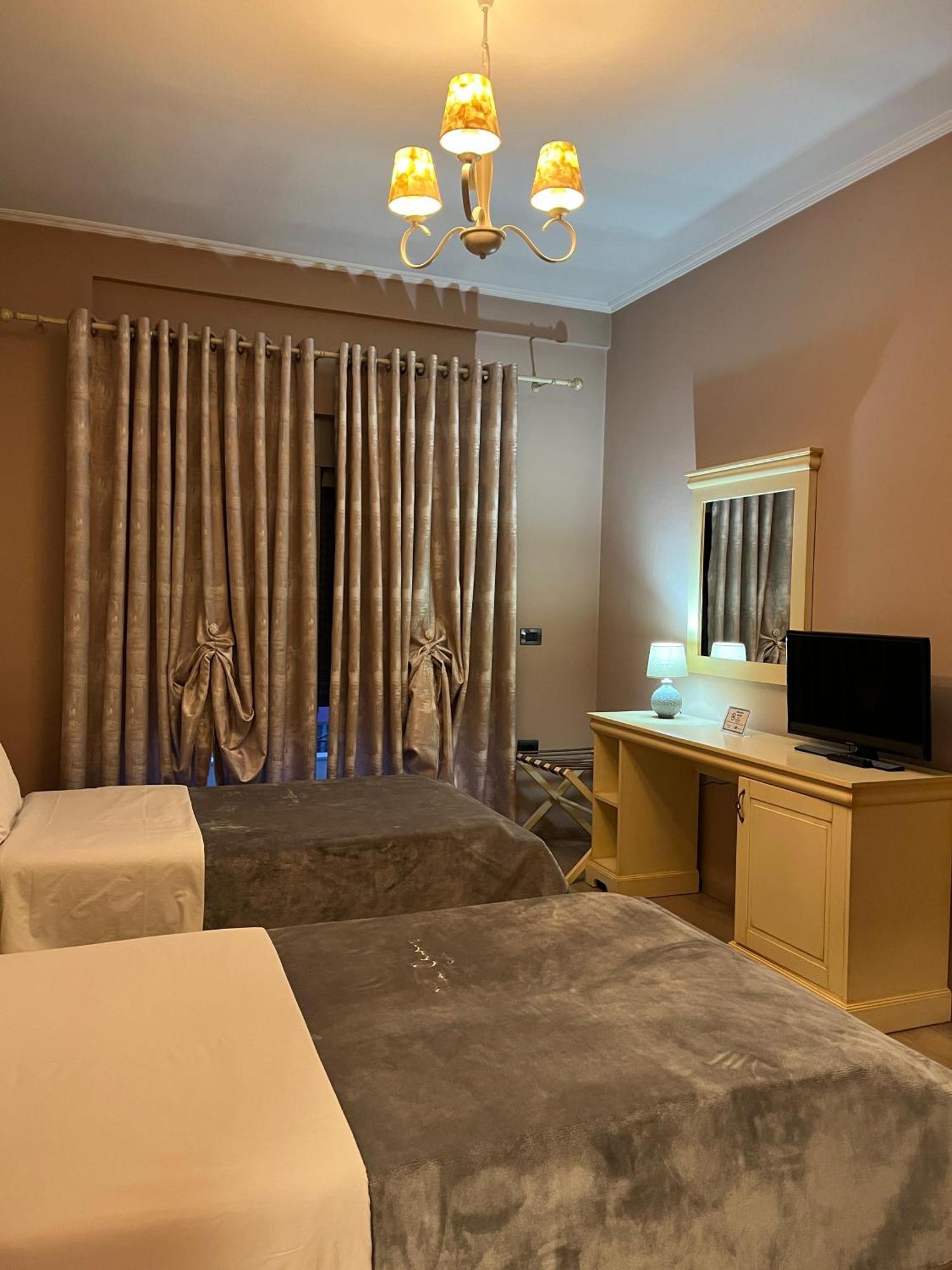 Dream'S Hotel Gjirokastër Dış mekan fotoğraf